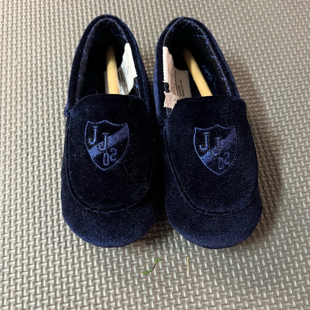 BRAND NEW Janie and Jack Toddler Smoking Slippers